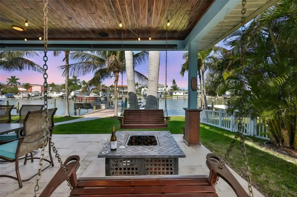 538 Lillian Drive Madeira Beach FL 33708