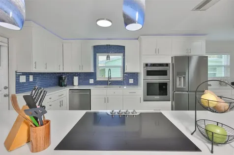 538 Lillian Drive Madeira Beach FL 33708
