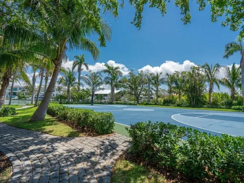 1435 Hillview Drive Sarasota FL 34239