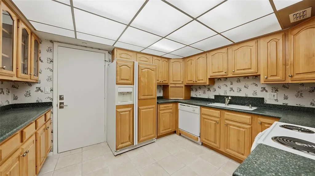 2301 Gulf Of Mexico Drive Longboat Key FL 34228
