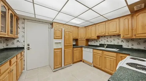 2301 Gulf Of Mexico Drive Longboat Key FL 34228