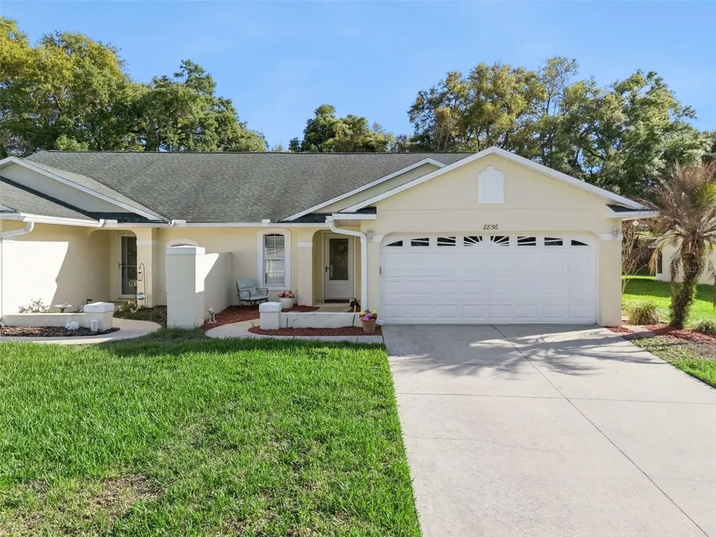 8856 Courtyard Lane Groveland FL 34736