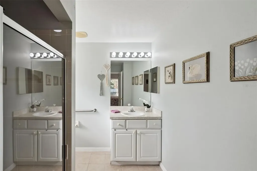 8856 Courtyard Lane Groveland FL 34736