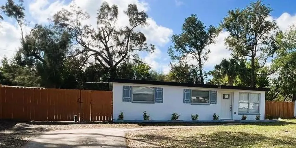 9154 Orchid Drive Seminole FL 33777