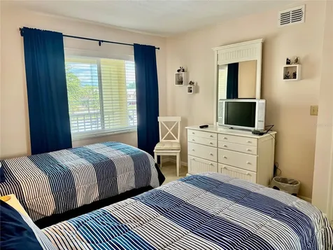 433 Cerromar Lane Venice FL 34293