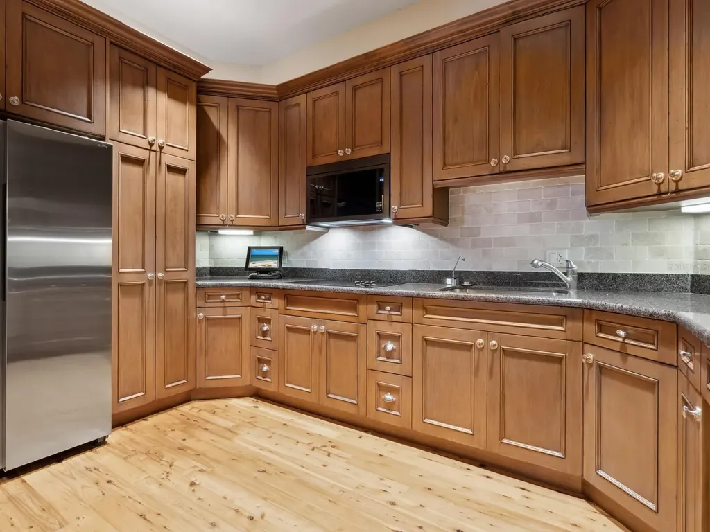 1423 Hillview Drive Sarasota FL 34239