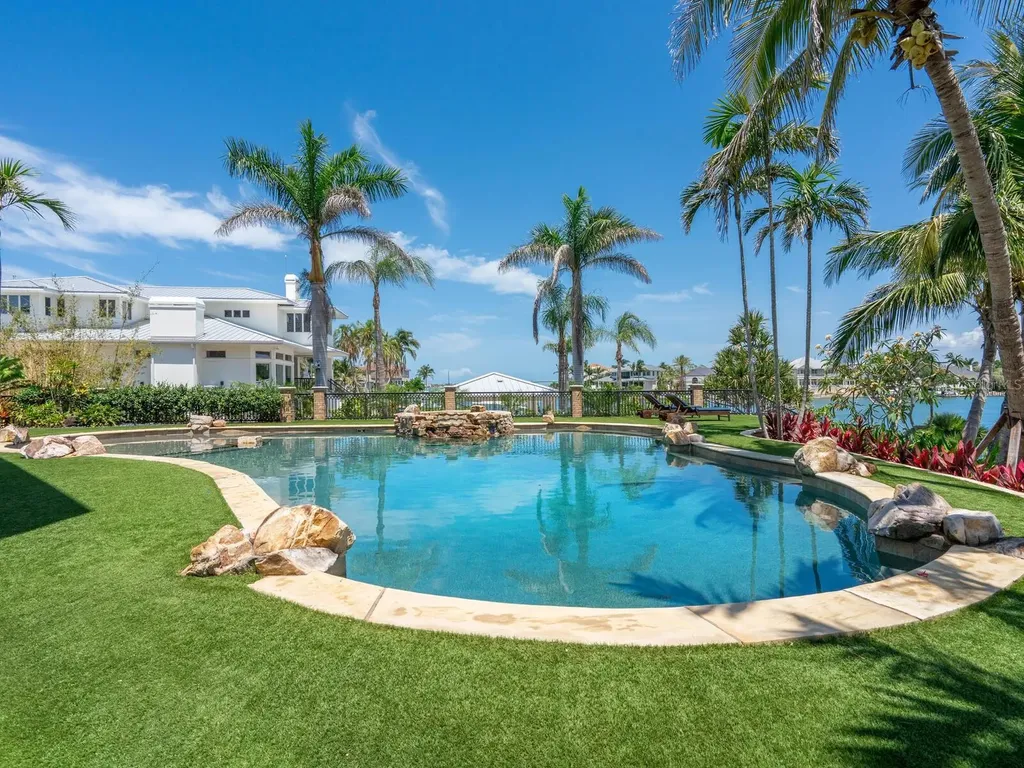 1423 Hillview Drive Sarasota FL 34239