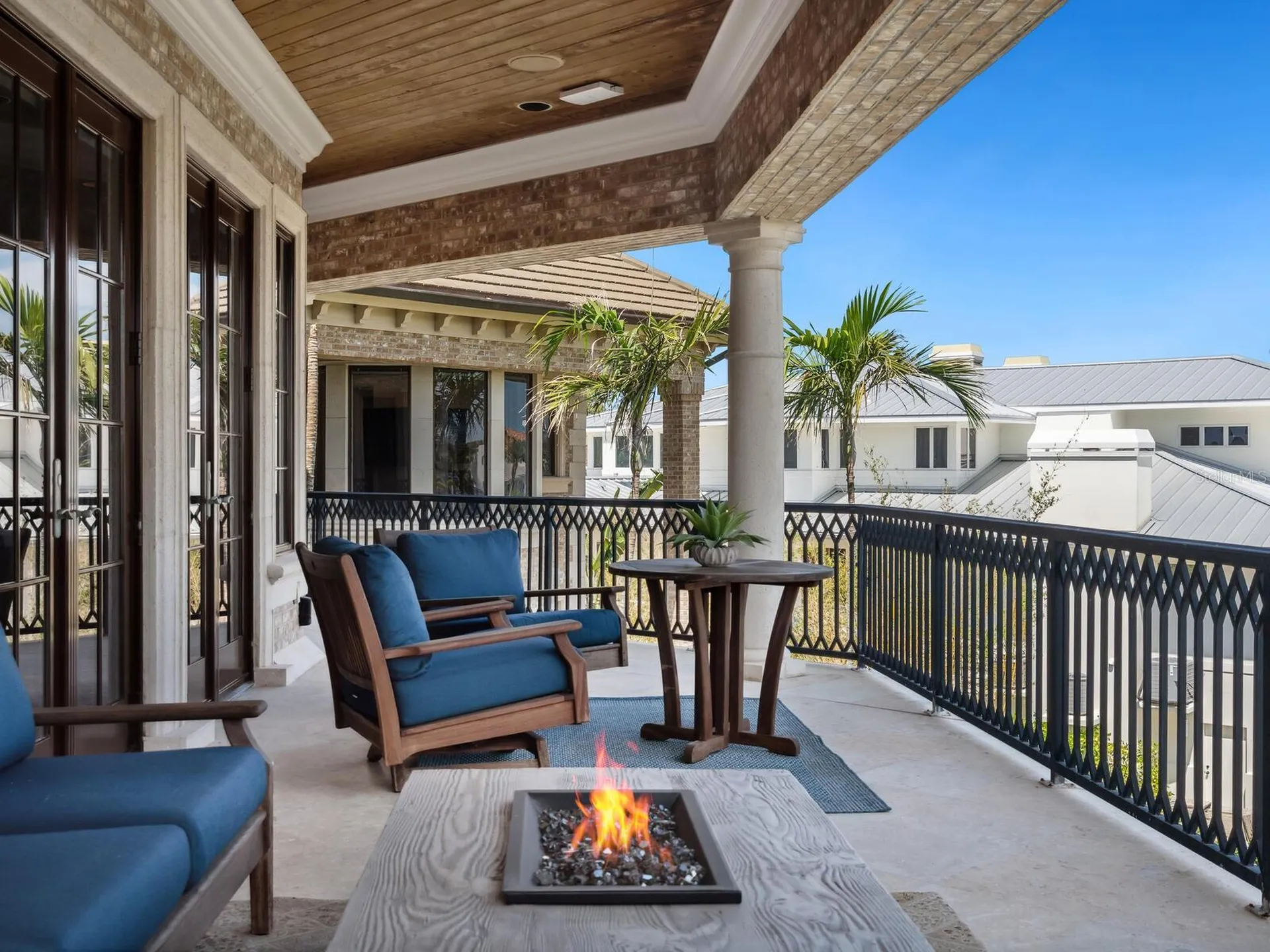 1423 Hillview Drive Sarasota FL 34239