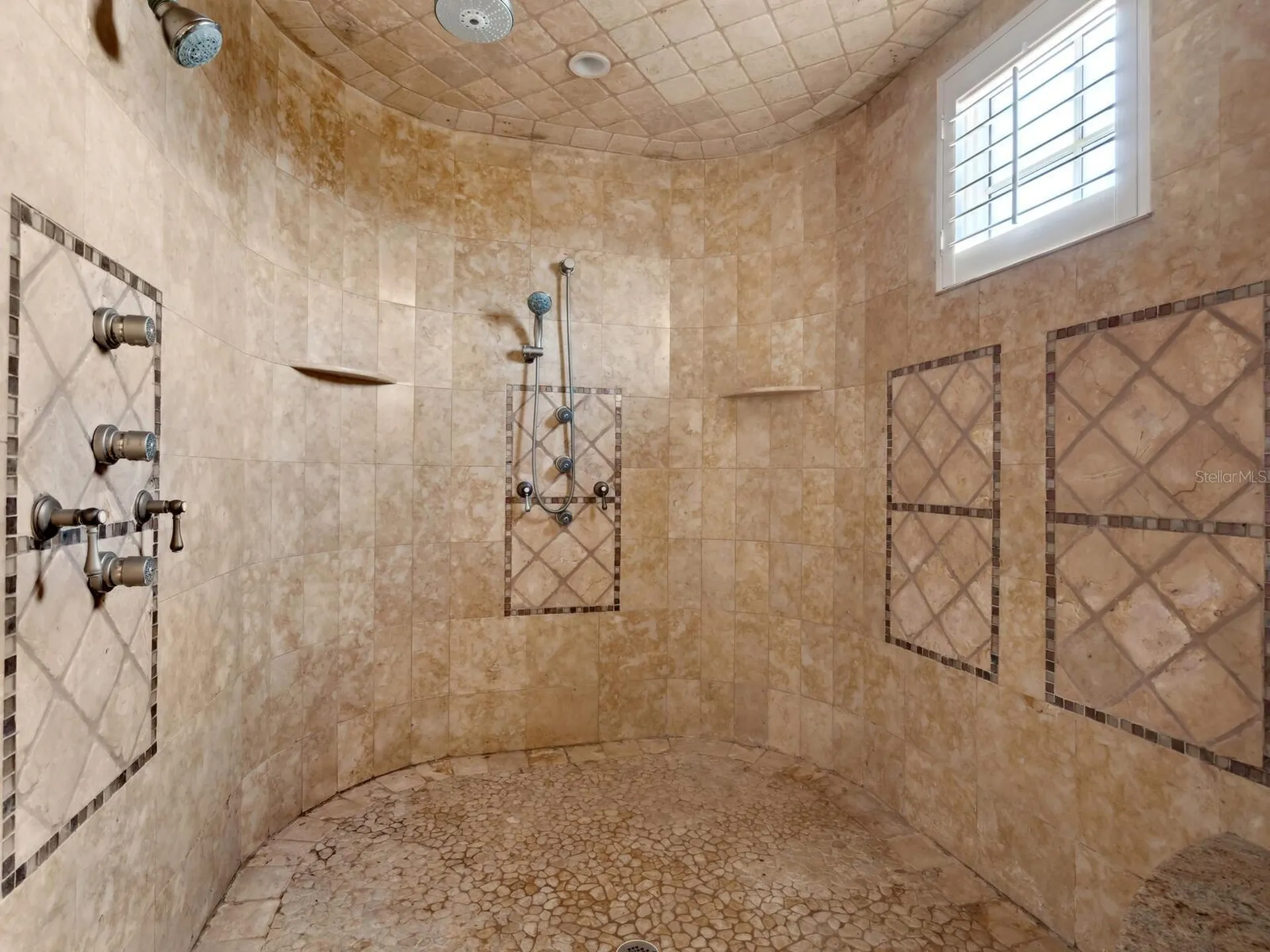 1423 Hillview Drive Sarasota FL 34239