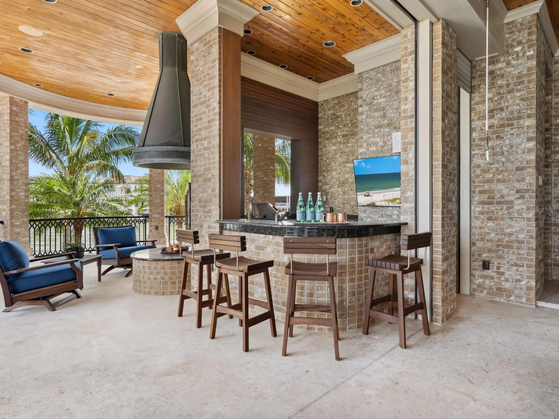 1423 Hillview Drive Sarasota FL 34239