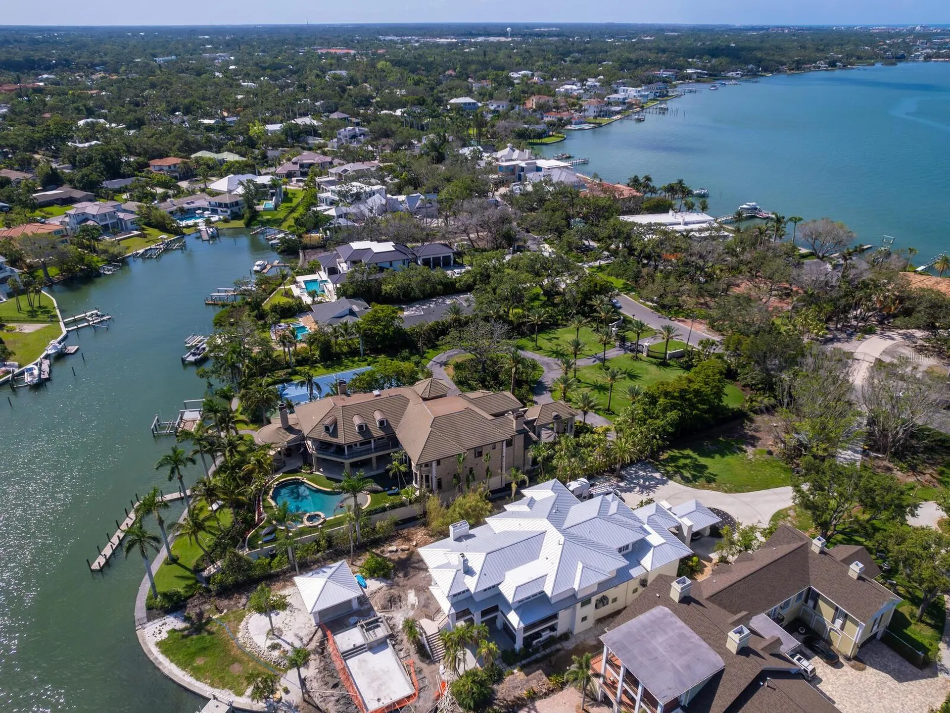 1423 Hillview Drive Sarasota FL 34239