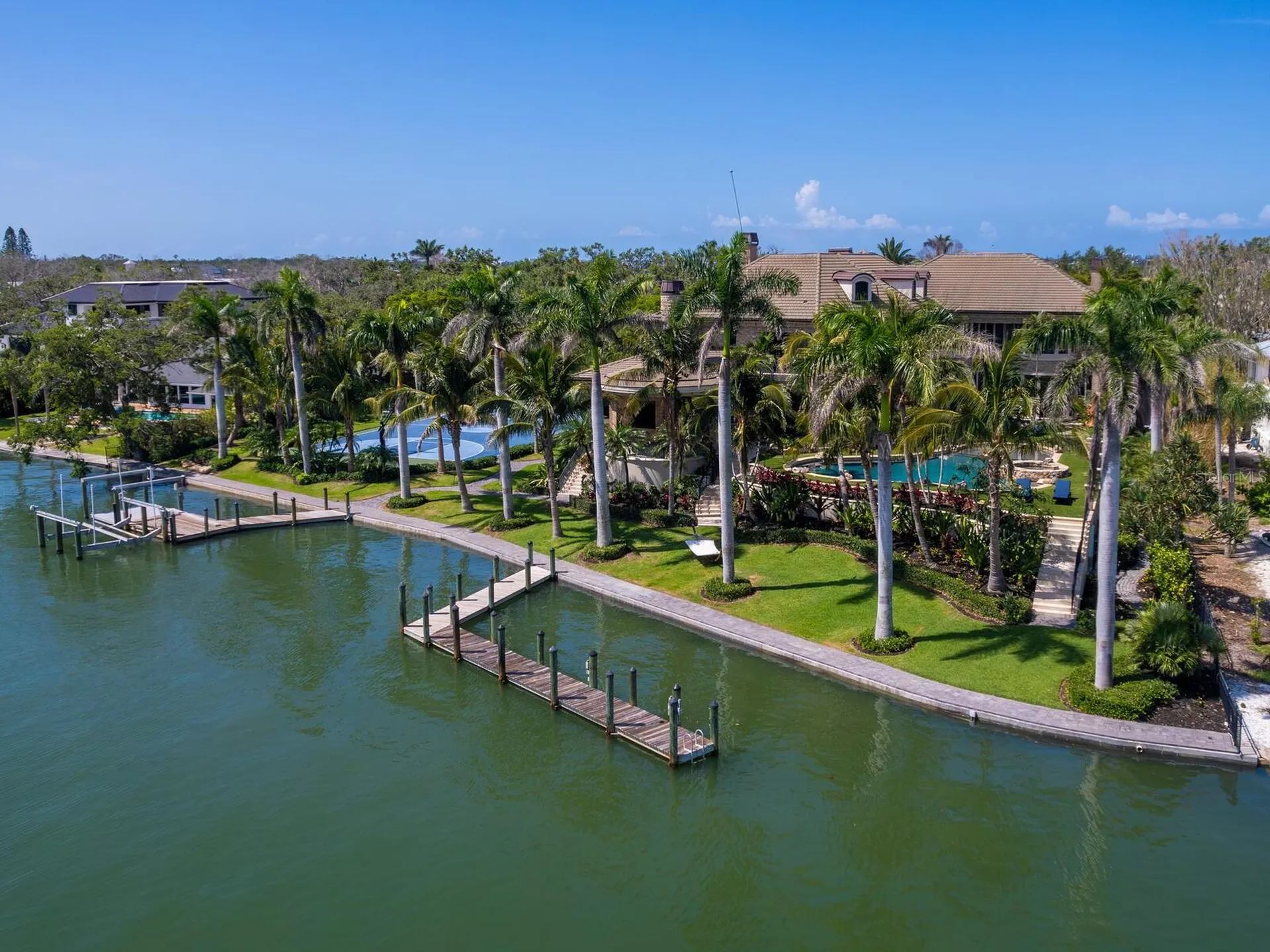 1423 Hillview Drive Sarasota FL 34239