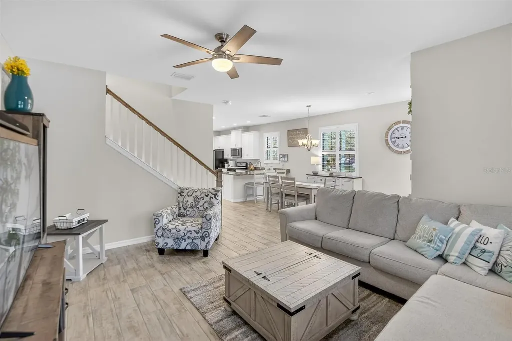 5601 Kingsley Corner Way Lithia FL 33547