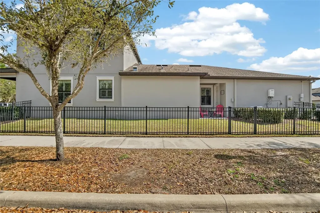 5601 Kingsley Corner Way Lithia FL 33547
