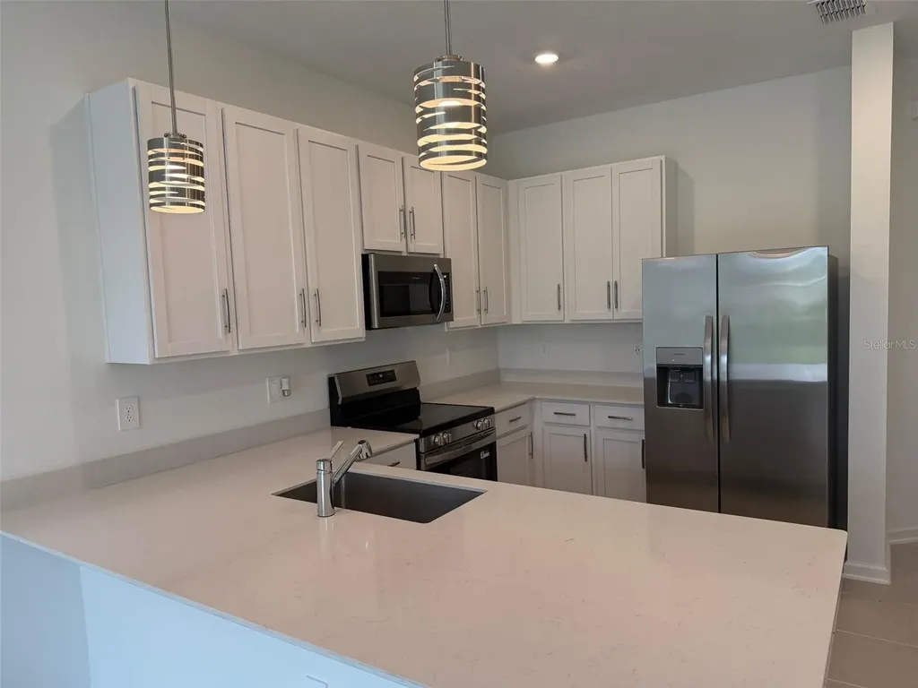 2691 Skyline Loop Kissimmee FL 34758
