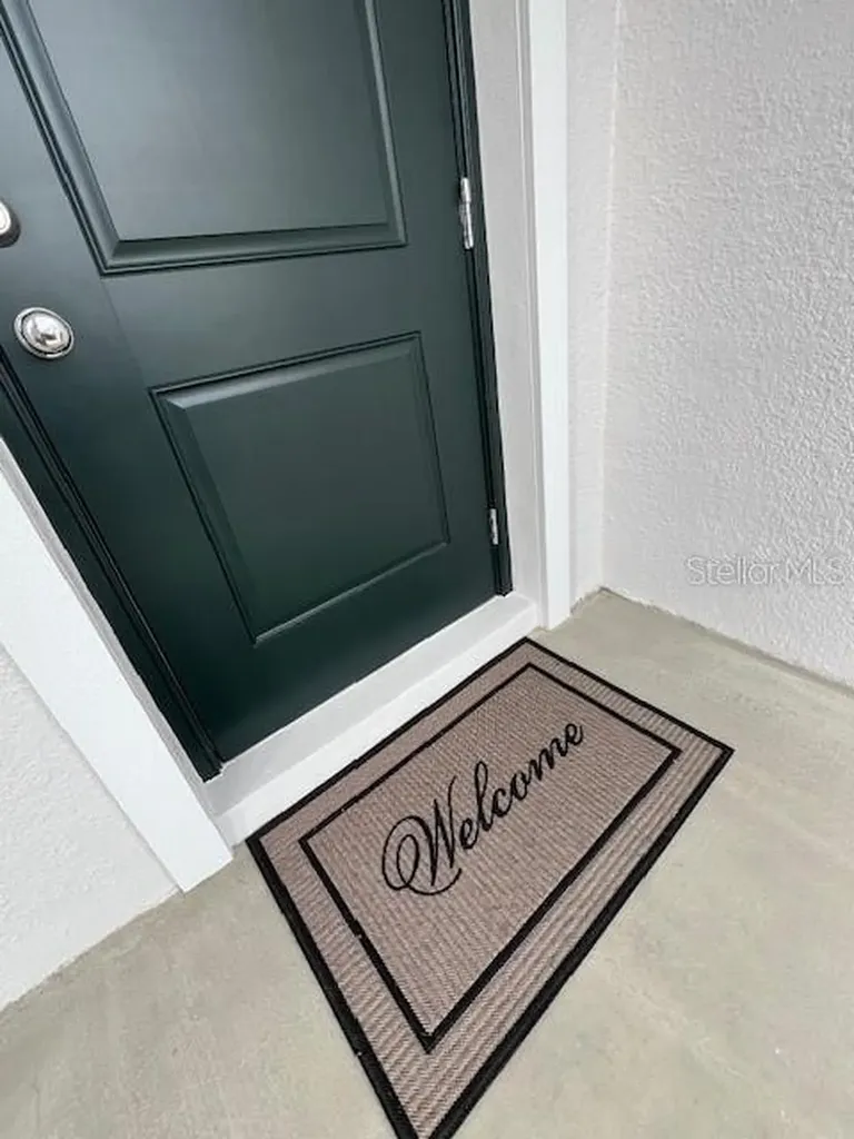 2691 Skyline Loop Kissimmee FL 34758