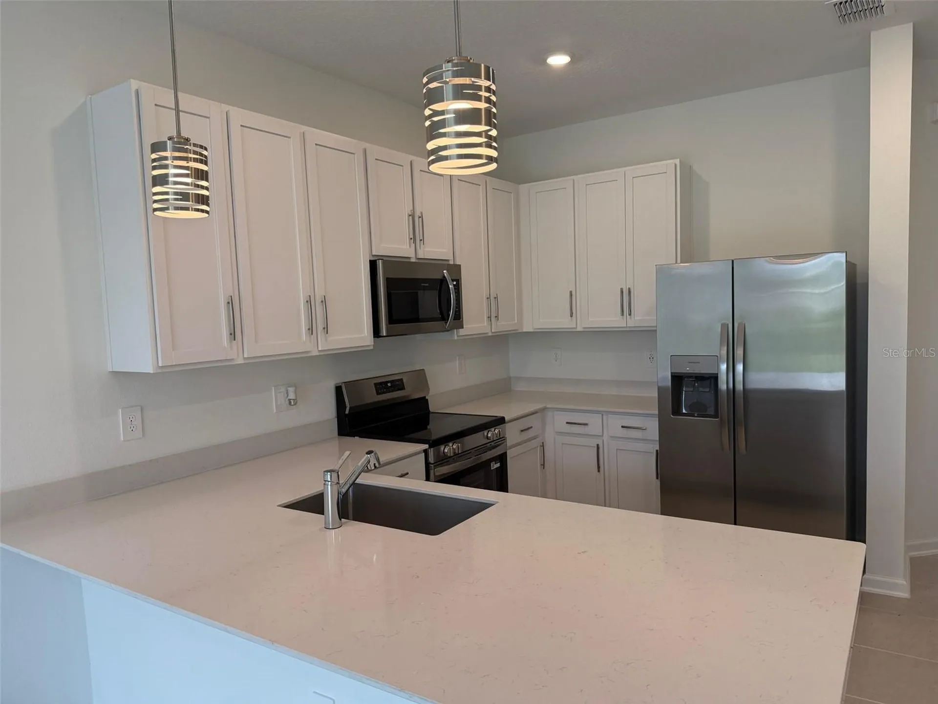 2691 Skyline Loop Kissimmee FL 34758