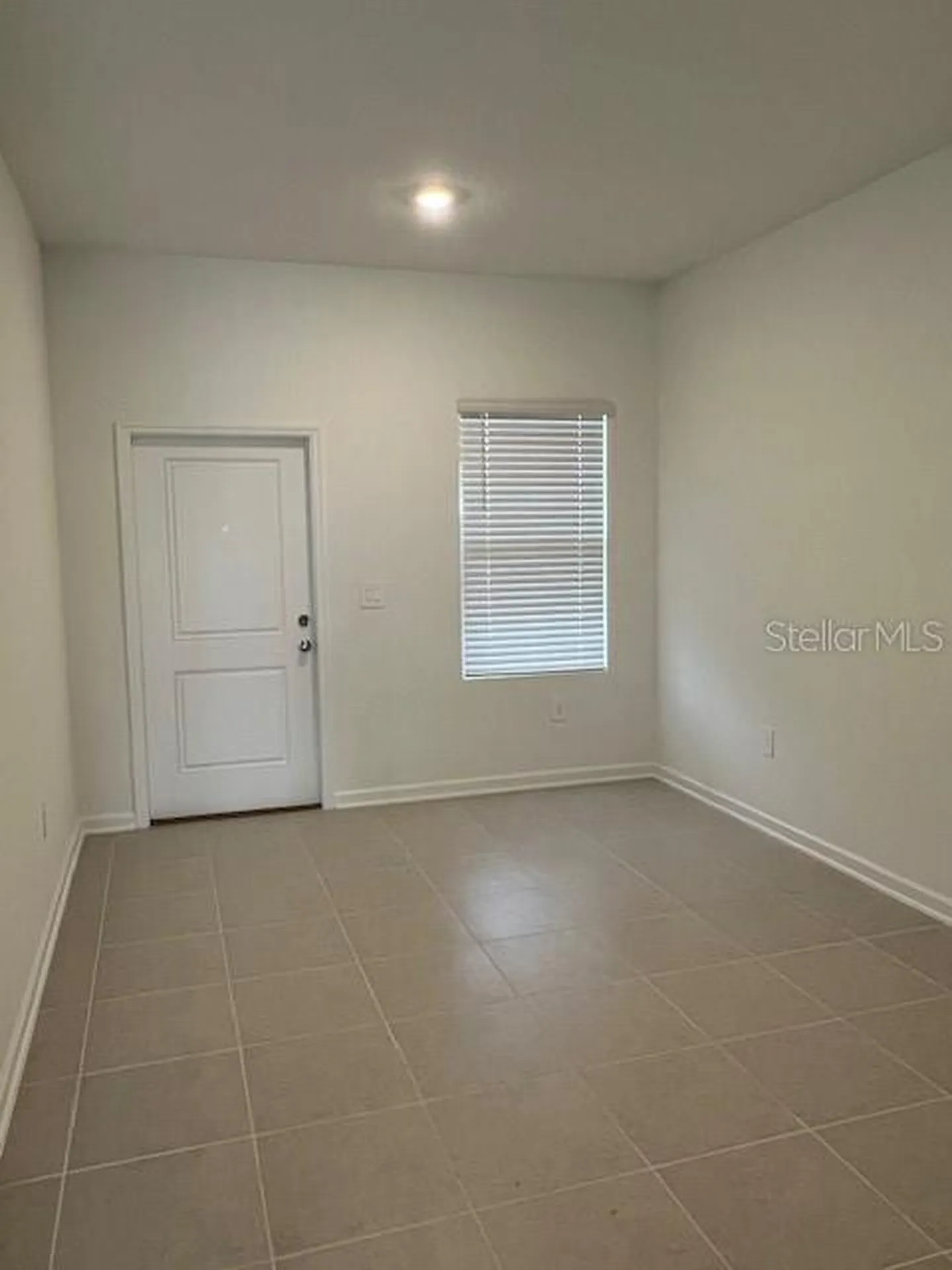 2691 Skyline Loop Kissimmee FL 34758