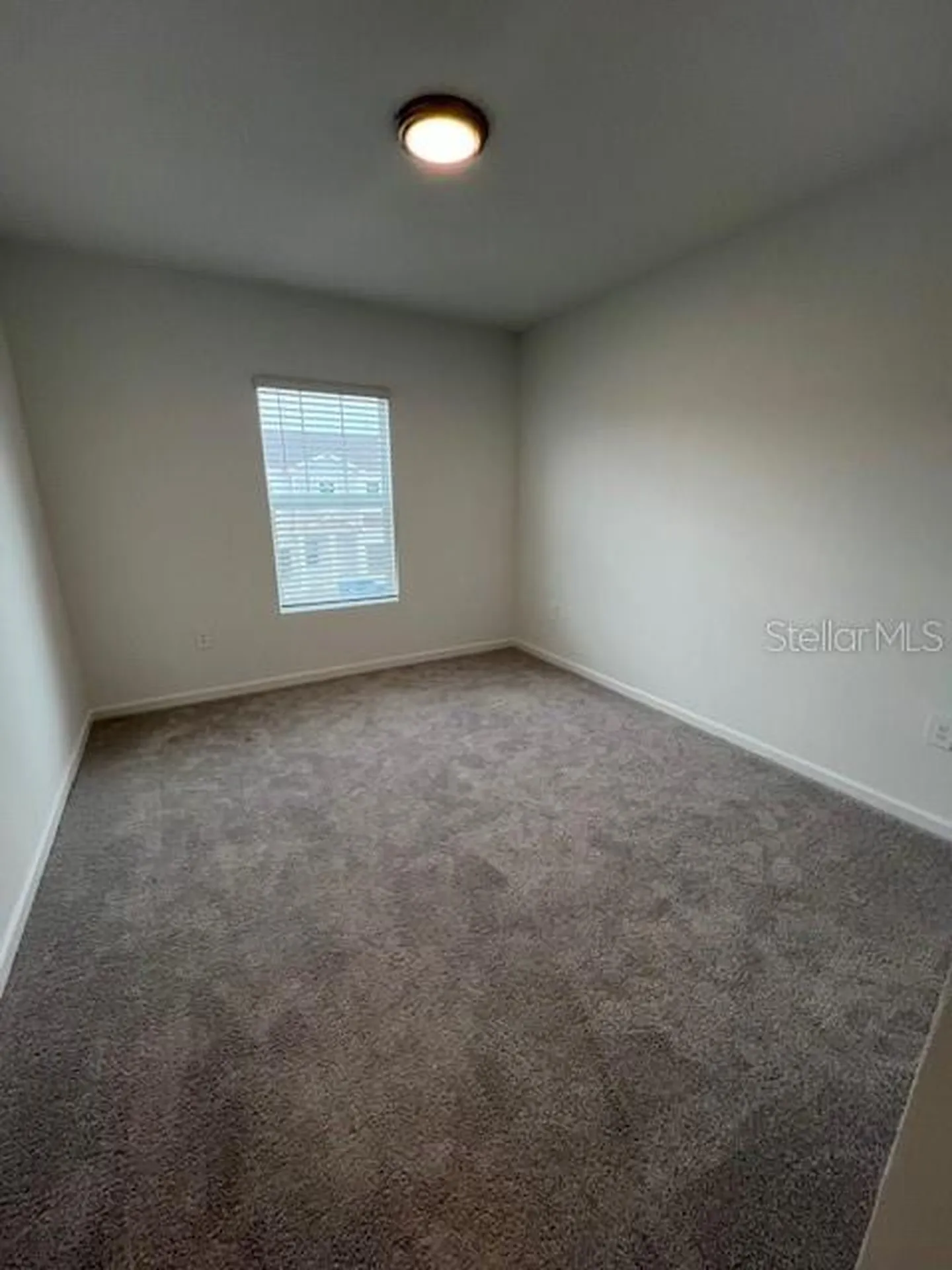 2691 Skyline Loop Kissimmee FL 34758