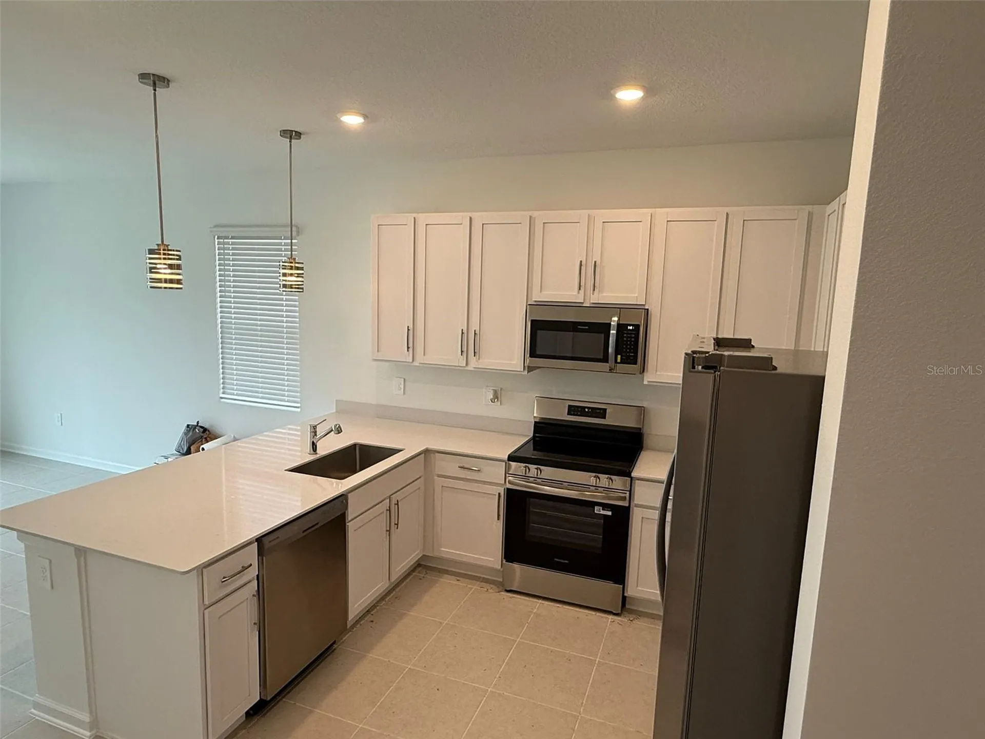 2691 Skyline Loop Kissimmee FL 34758