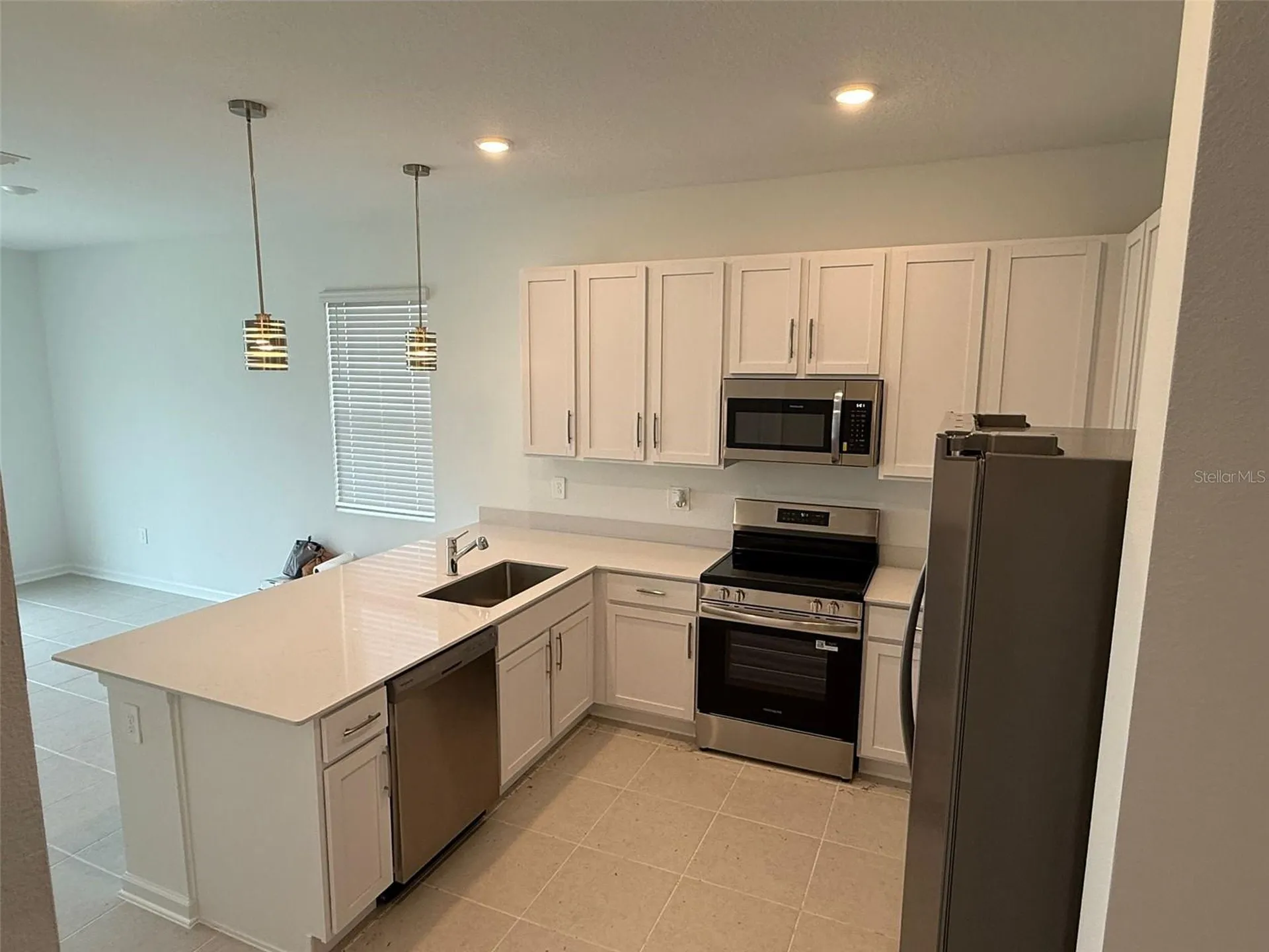 2691 Skyline Loop Kissimmee FL 34758