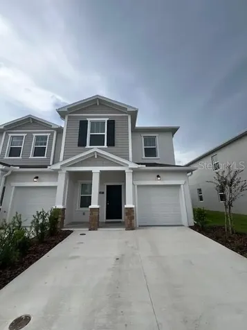 2691 Skyline Loop Kissimmee FL 34758