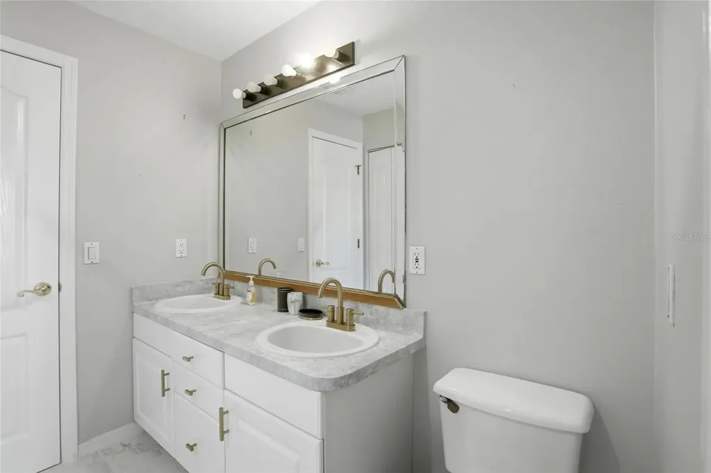 4111 Foxtail Court Kissimmee FL 34746