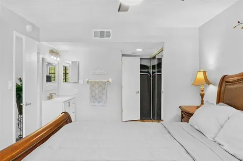 19505 Quesada Avenue Port Charlotte FL 33948