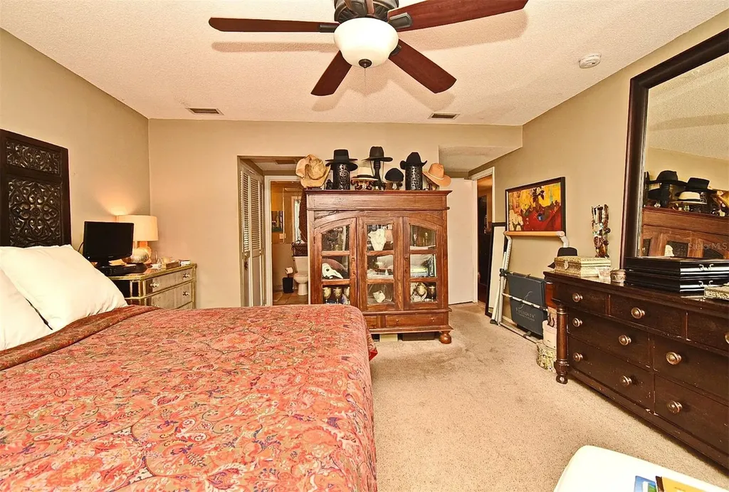686 Lake Villas Drive Altamonte Springs FL 32701