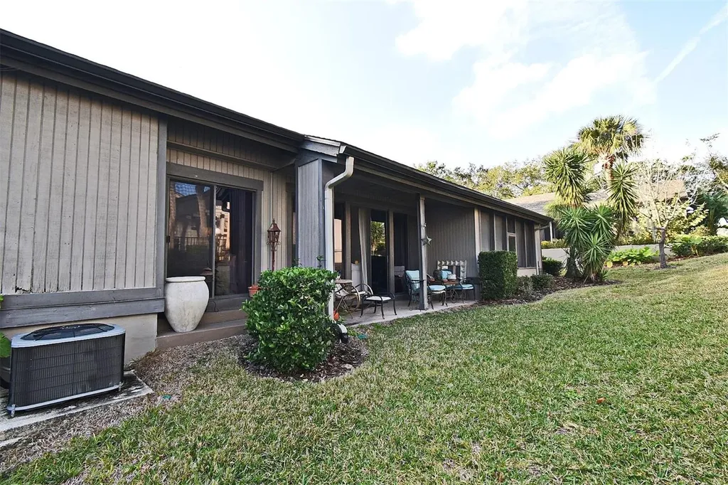 686 Lake Villas Drive Altamonte Springs FL 32701