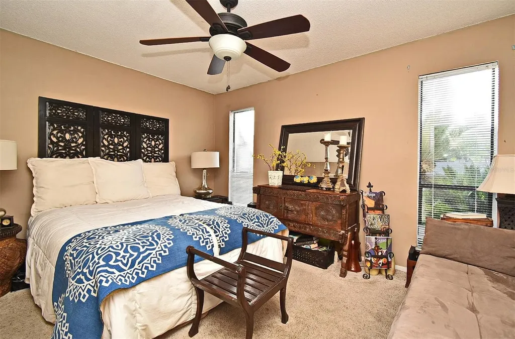 686 Lake Villas Drive Altamonte Springs FL 32701