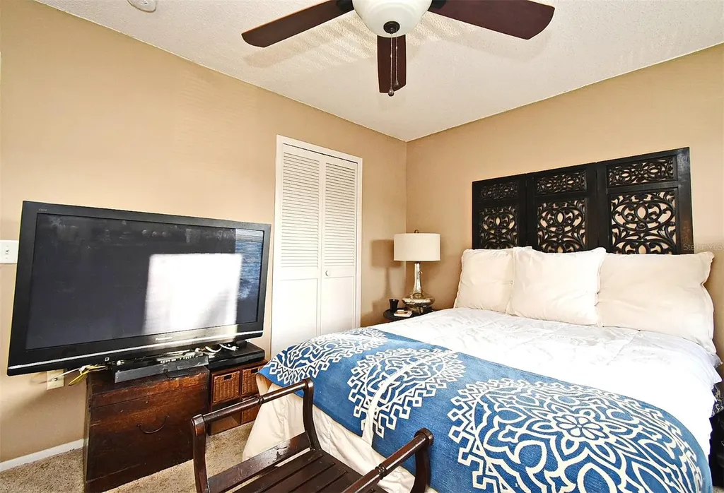 686 Lake Villas Drive Altamonte Springs FL 32701