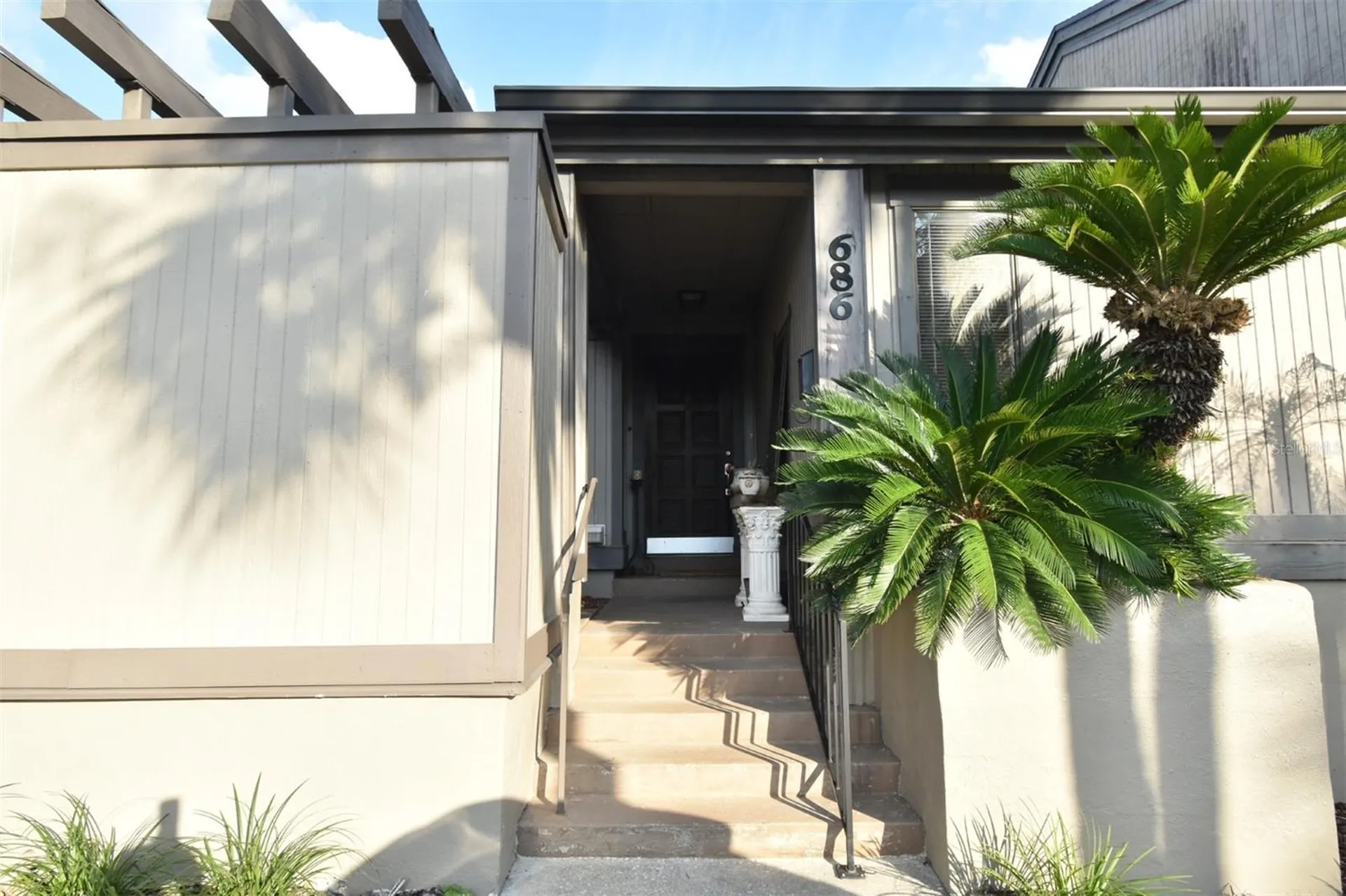686 Lake Villas Drive Altamonte Springs FL 32701