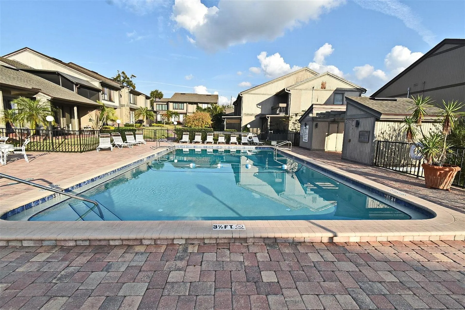 686 Lake Villas Drive Altamonte Springs FL 32701