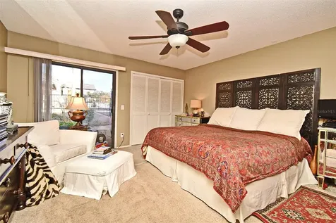 686 Lake Villas Drive Altamonte Springs FL 32701