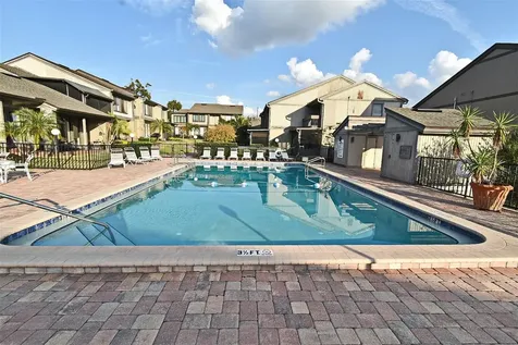 686 Lake Villas Drive Altamonte Springs FL 32701