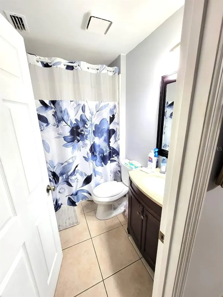 1946 Excalibur Drive Orlando FL 32822