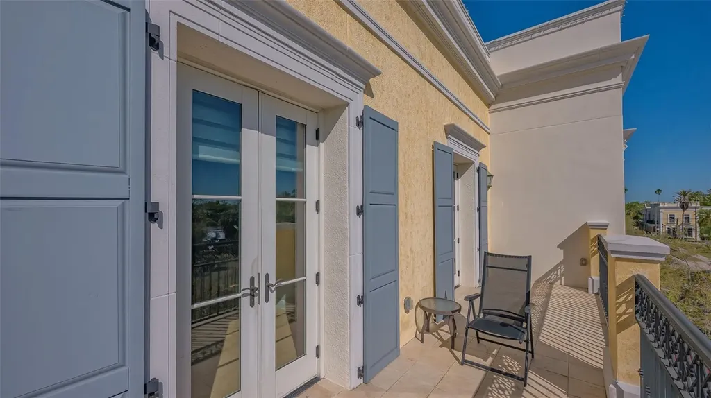445 N Orange Avenue Sarasota FL 34236