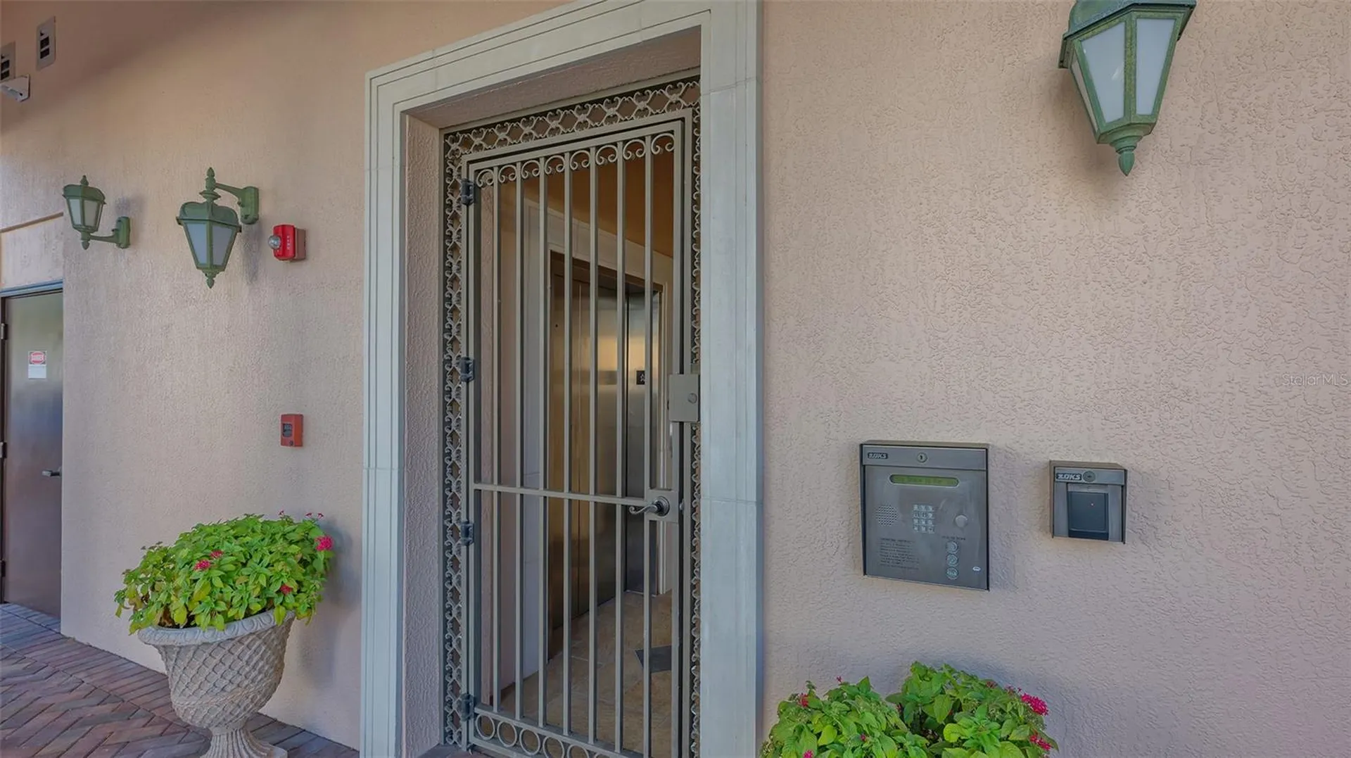 445 N Orange Avenue Sarasota FL 34236
