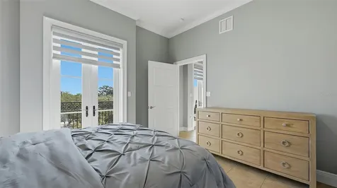 445 N Orange Avenue Sarasota FL 34236
