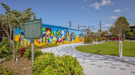 445 N Orange Avenue Sarasota FL 34236