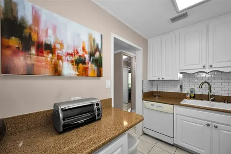 2700 Bayshore Boulevard Dunedin FL 34698