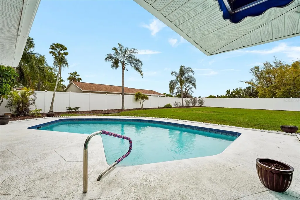 7320 Meadowbrook Drive Sarasota FL 34243