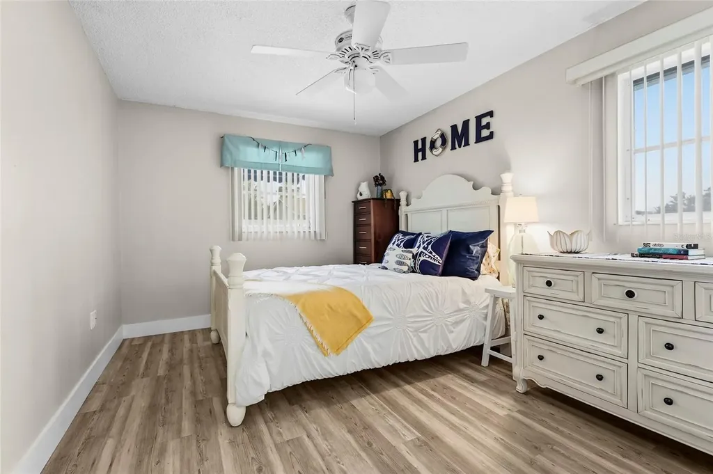 7320 Meadowbrook Drive Sarasota FL 34243