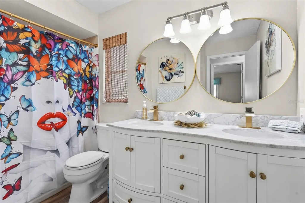 7320 Meadowbrook Drive Sarasota FL 34243
