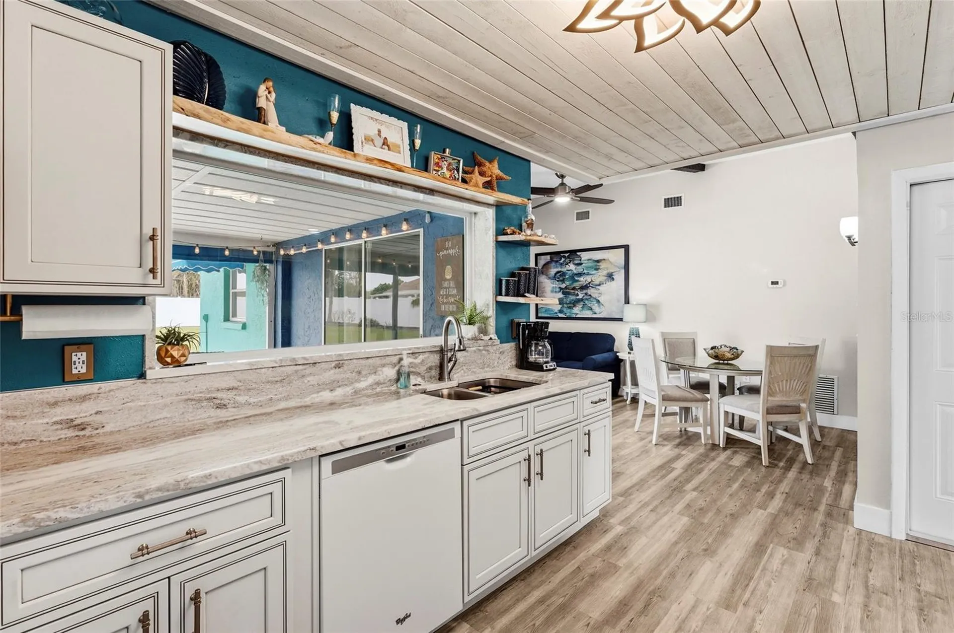 7320 Meadowbrook Drive Sarasota FL 34243