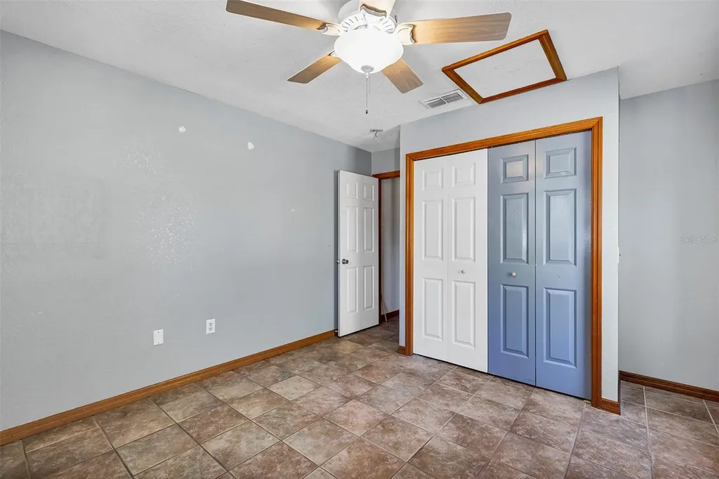 2588 County Road 245c Oxford FL 34484