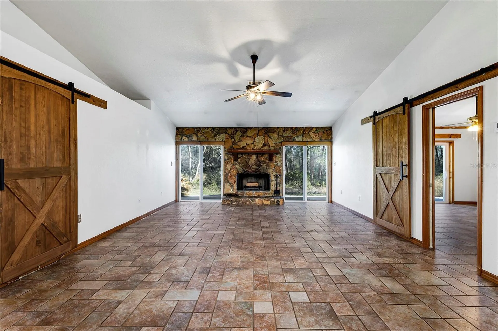 2588 County Road 245c Oxford FL 34484