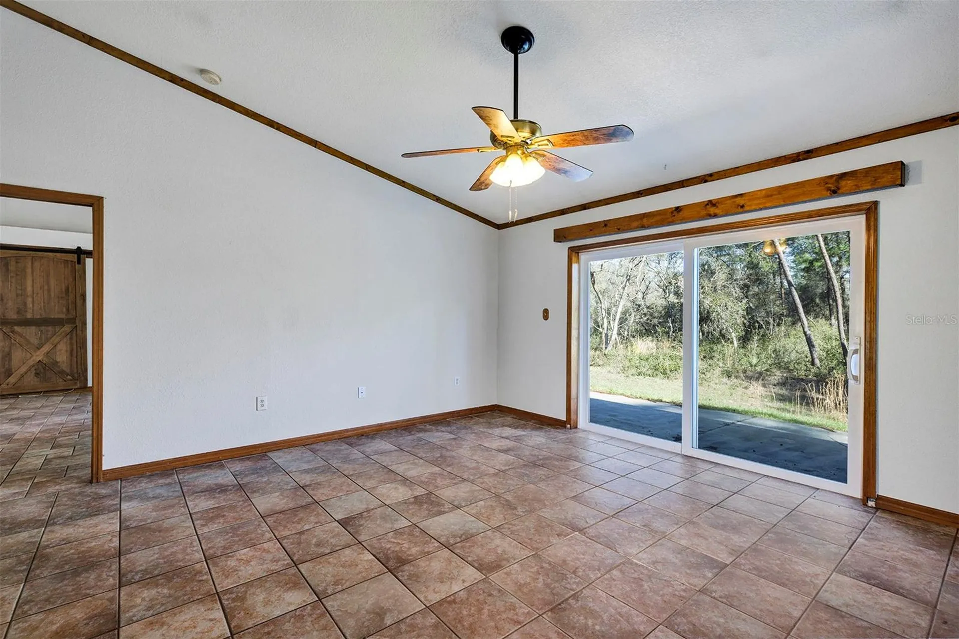2588 County Road 245c Oxford FL 34484