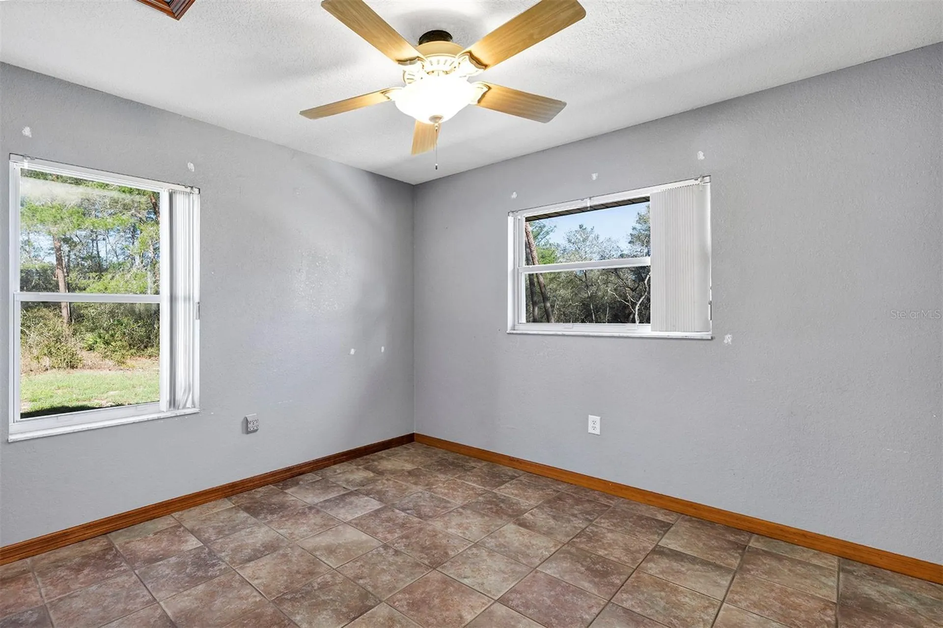 2588 County Road 245c Oxford FL 34484
